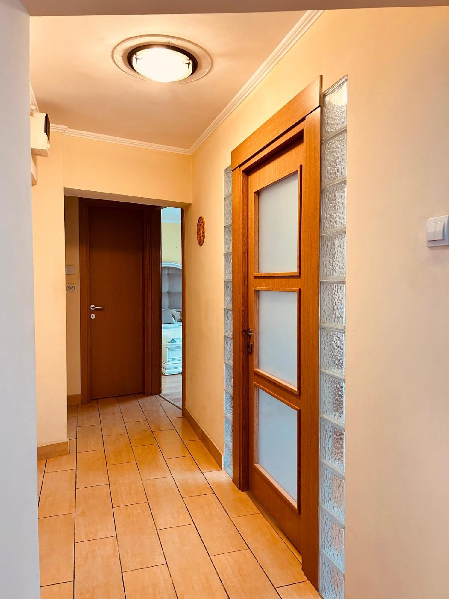 Apartment Palace Of Parliament Bucarest Esterno foto